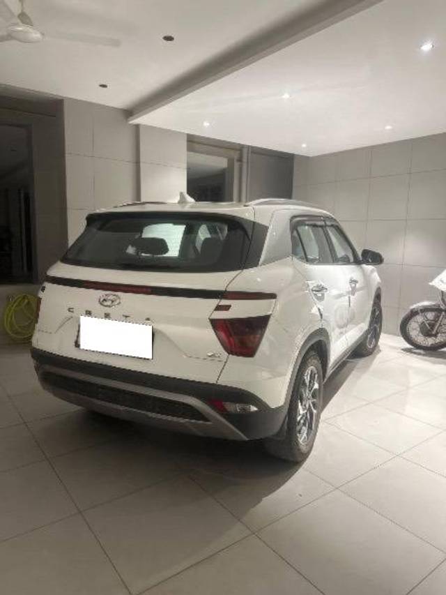 https://images10.gaadi.com/usedcar_image/4324716/original/processed_b0e4c241-6bd5-4222-b684-a86e5d6fbdcc.jpg?imwidth=6400