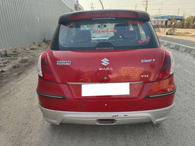 https://images10.gaadi.com/usedcar_image/4324718/original/processed_ec2e514462376bea89da621111866c75.jpg?imwidth=6402