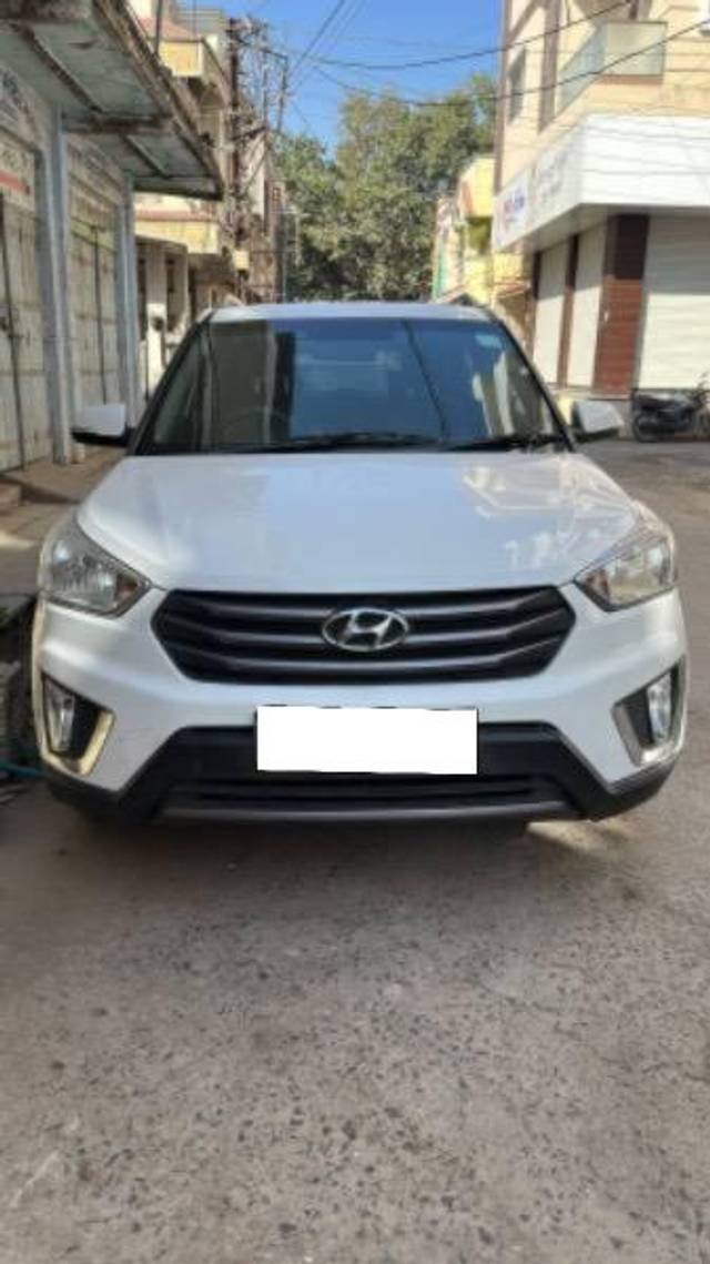 https://images10.gaadi.com/usedcar_image/4324884/original/processed_796777e2-f566-46d5-8e39-efc8598b3ff0.jpeg?imwidth=6402