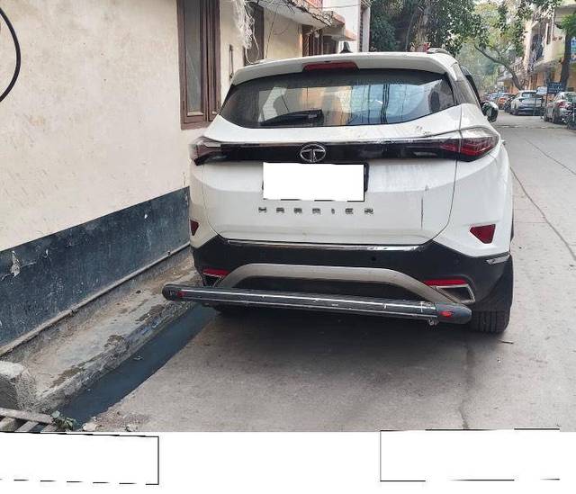 https://images10.gaadi.com/usedcar_image/4324967/original/7ffedd43c56e1460e16f2f00552feb4d.jpeg?imwidth=6401