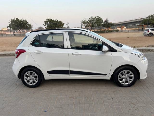 https://images10.gaadi.com/usedcar_image/4325055/original/da425b0c1c671efd63af71596f8f20c0.jpg?imwidth=6401