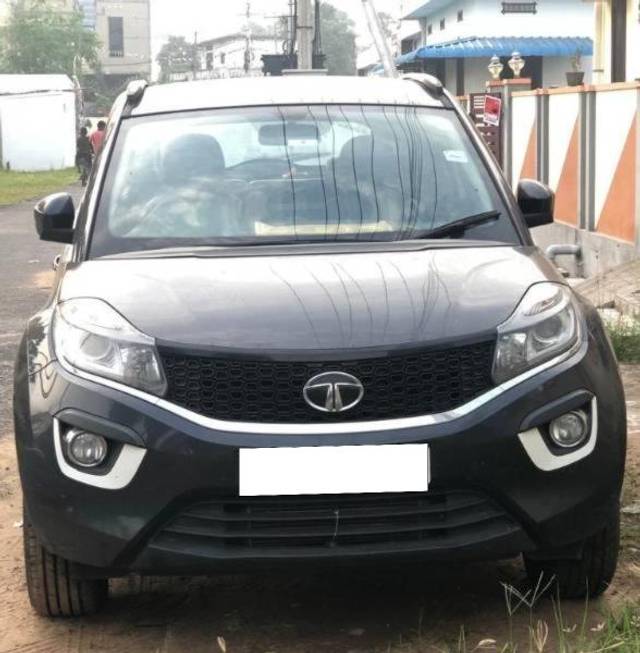 https://images10.gaadi.com/usedcar_image/4325060/original/processed_6b036068-35d7-462d-864c-4f5b6c816bb2.jpg?imwidth=6400