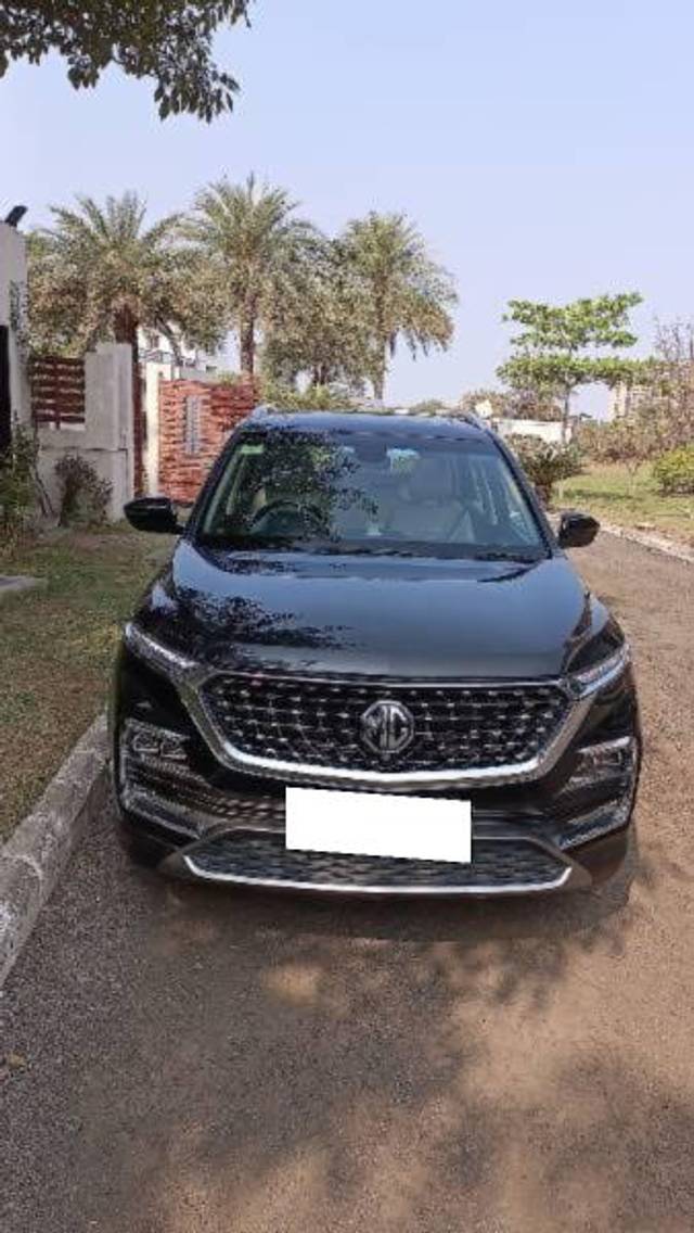 https://images10.gaadi.com/usedcar_image/4325070/original/processed_e1a34ee9-6b48-4778-9f4f-56e03186c8ef.jpg?imwidth=6400