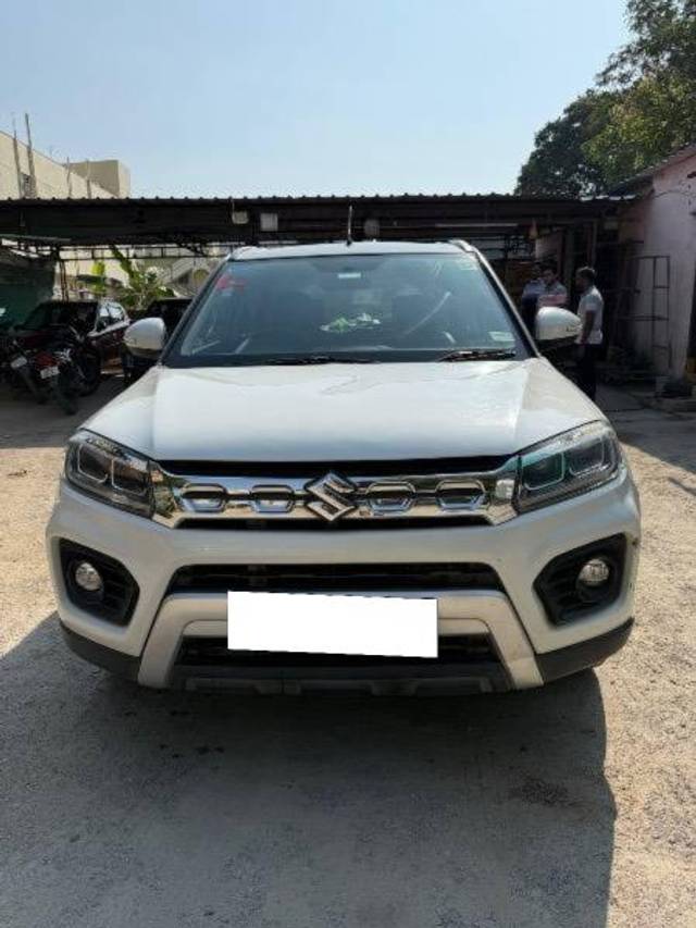 https://images10.gaadi.com/usedcar_image/4325098/original/processed_c112f0a4-4eac-4bf5-a293-99a60783b8c5.jpeg?imwidth=6400