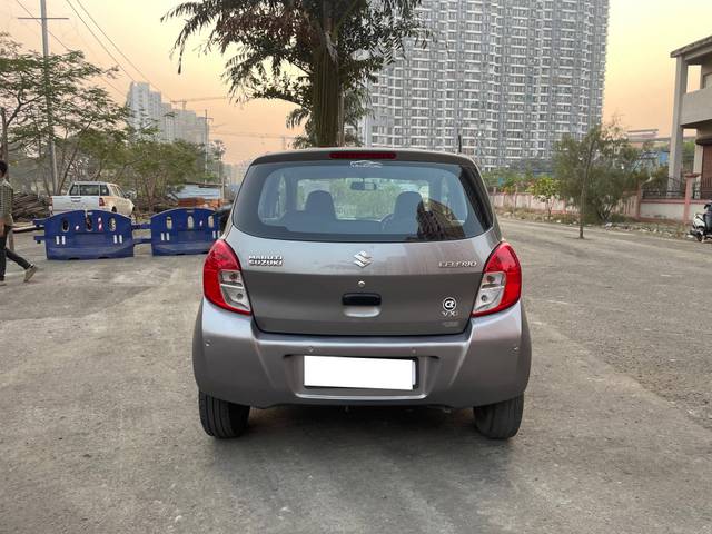 https://images10.gaadi.com/usedcar_image/4325142/original/processed_5c5055ce50c0294c88609b55a1d061cf.jpg?imwidth=6402