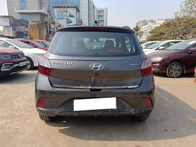 https://images10.gaadi.com/usedcar_image/4325176/original/processed_4dd45283dd07aaa2304fadf693bb99d9.jpg?imwidth=6401