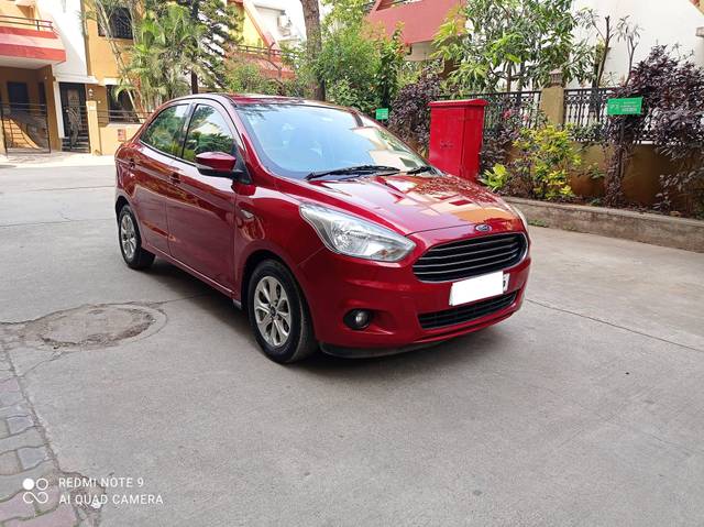 https://images10.gaadi.com/usedcar_image/4325207/original/processed_5caf1080cdb8b58a466b5e193f5f0e40.jpg?imwidth=6400