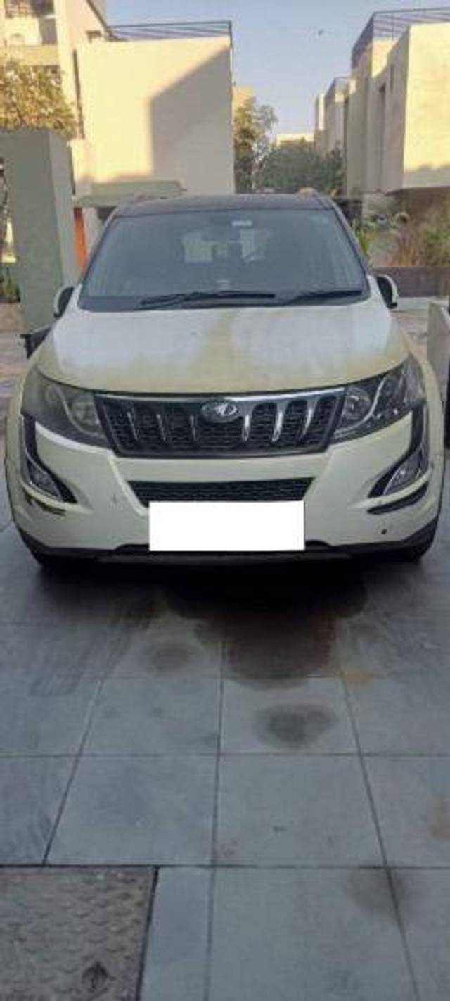 https://images10.gaadi.com/usedcar_image/4325218/original/4bd4ade9e15067d95f021ad50f9993a2.jpg?imwidth=6400