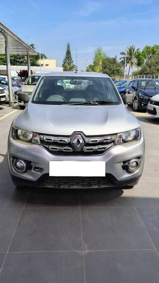 https://images10.gaadi.com/usedcar_image/4325320/original/processed_08aea469a9ad13a2348776852efeab3d.jpg?imwidth=6400