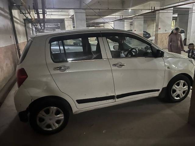 https://images10.gaadi.com/usedcar_image/4325406/original/83d3d8929024139ec12e4111b81dfbe2.jpg?imwidth=6402