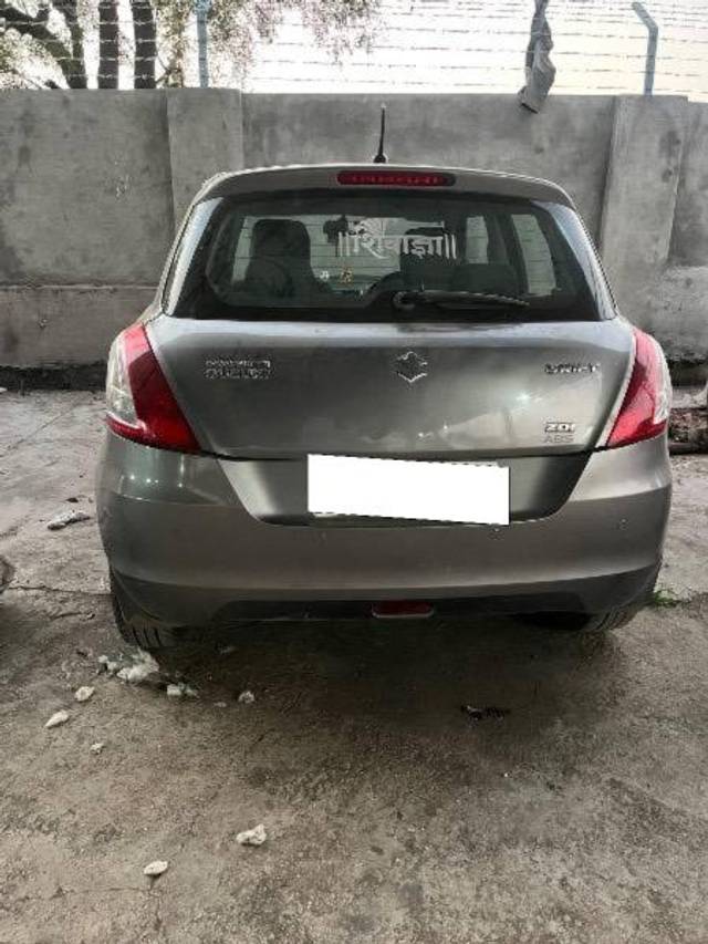 https://images10.gaadi.com/usedcar_image/4325420/original/processed_527463c7-c565-4dba-8b2f-a46405862b00.jpeg?imwidth=6401