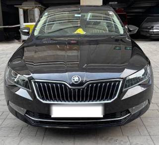 Skoda Superb 2016-2020 Skoda Superb Style 1.8 TSI AT