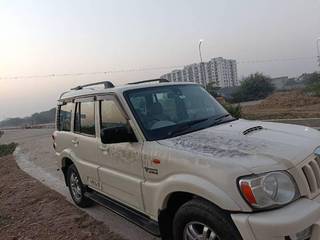 Mahindra Scorpio 2009-2014 Mahindra Scorpio VLX 4WD BSIV