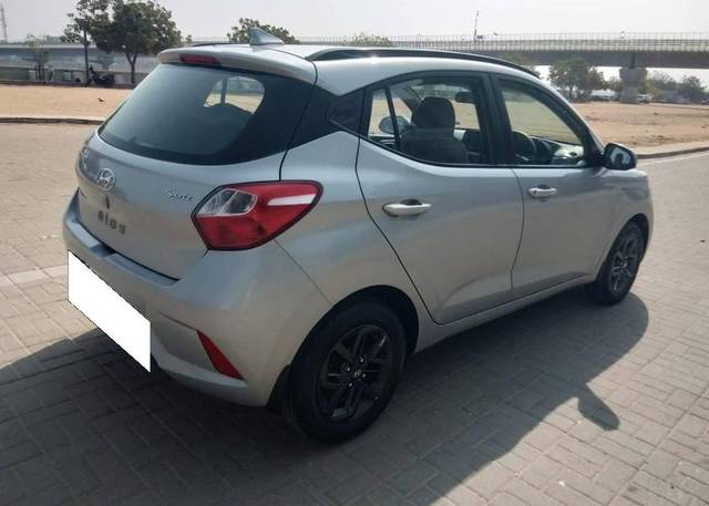 https://images10.gaadi.com/usedcar_image/4325665/original/processed_3441217b644f7b0609dfb030464bc3d4.jpg?imwidth=6401