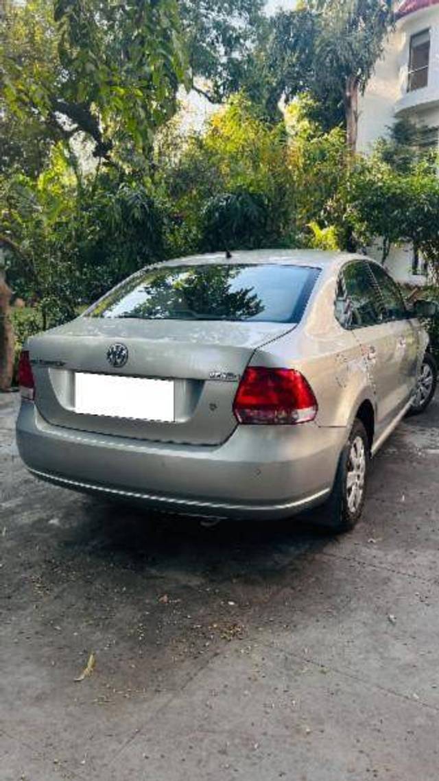 https://images10.gaadi.com/usedcar_image/4325756/original/bacce48cb3c04a7c39a4eeccee8aab7f.jpeg?imwidth=6401