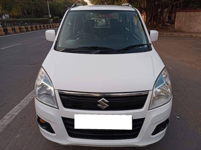 https://images10.gaadi.com/usedcar_image/4325763/original/processed_a902fb6a74cd2dfeb50d1e5096daf639.jpg?imwidth=6402