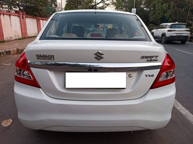 https://images10.gaadi.com/usedcar_image/4325774/original/processed_1fa0da8e1ae518bd1d341188782d5066.jpg?imwidth=6402