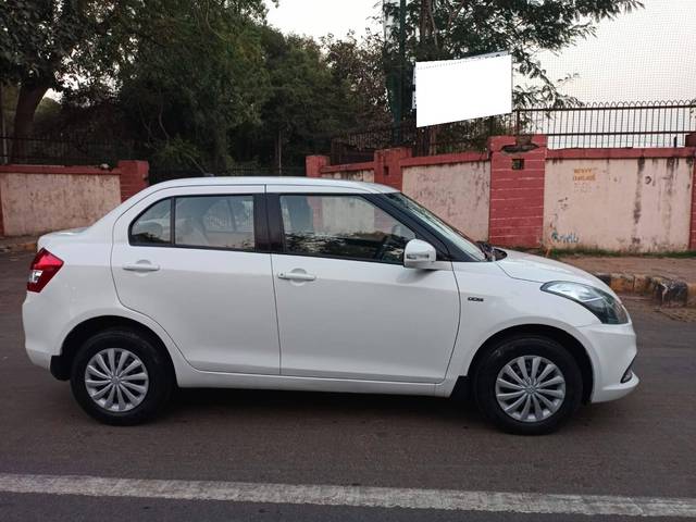 https://images10.gaadi.com/usedcar_image/4325774/original/processed_78ecd01524c092dab598ce75b9d4c68e.jpg?imwidth=6401