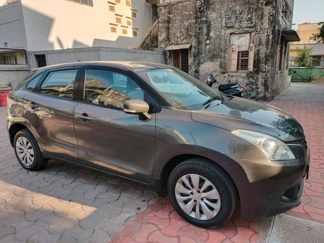 https://images10.gaadi.com/usedcar_image/4325804/original/processed_e4afc5592ab39fca9a235cf50a8243d2.jpg?imwidth=6400