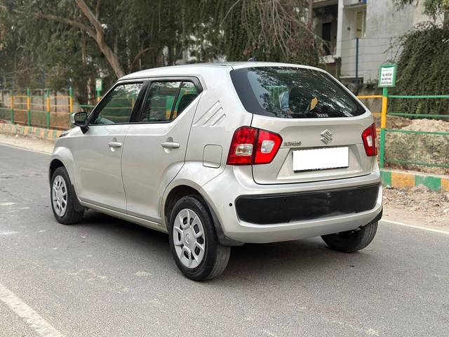 https://images10.gaadi.com/usedcar_image/4325825/original/processed_548bd1117a5d1a50fa5a4144b7cd1812.jpg?imwidth=6402