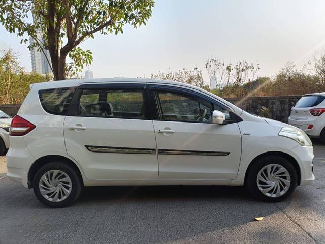 https://images10.gaadi.com/usedcar_image/4325859/original/processed_708b097bae0bb9a052e1d0a3579ee0dc.jpg?imwidth=6401