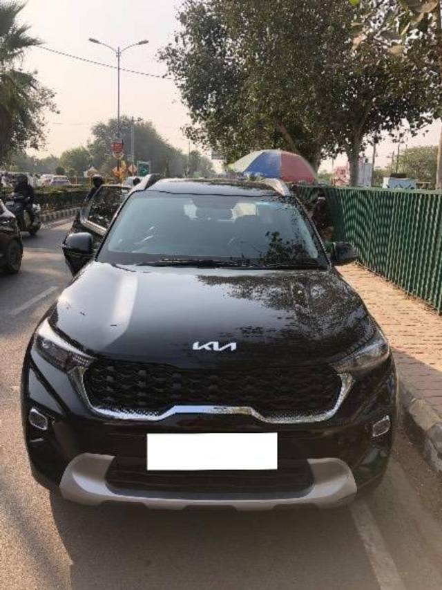 https://images10.gaadi.com/usedcar_image/4325965/original/processed_301dea16-d272-4fc0-b2d8-453e40f2efa7.jpeg?imwidth=6400