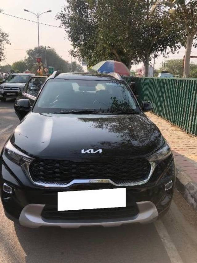 https://images10.gaadi.com/usedcar_image/4325965/original/processed_4961f613-e3d3-463c-aac0-605c75f7412f.jpeg?imwidth=6402