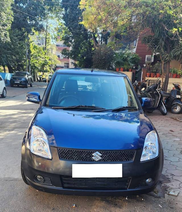 https://images10.gaadi.com/usedcar_image/4325980/original/processed_1a3bfb50-2db2-469b-8035-a8b26c8726b7.jpeg?imwidth=6400