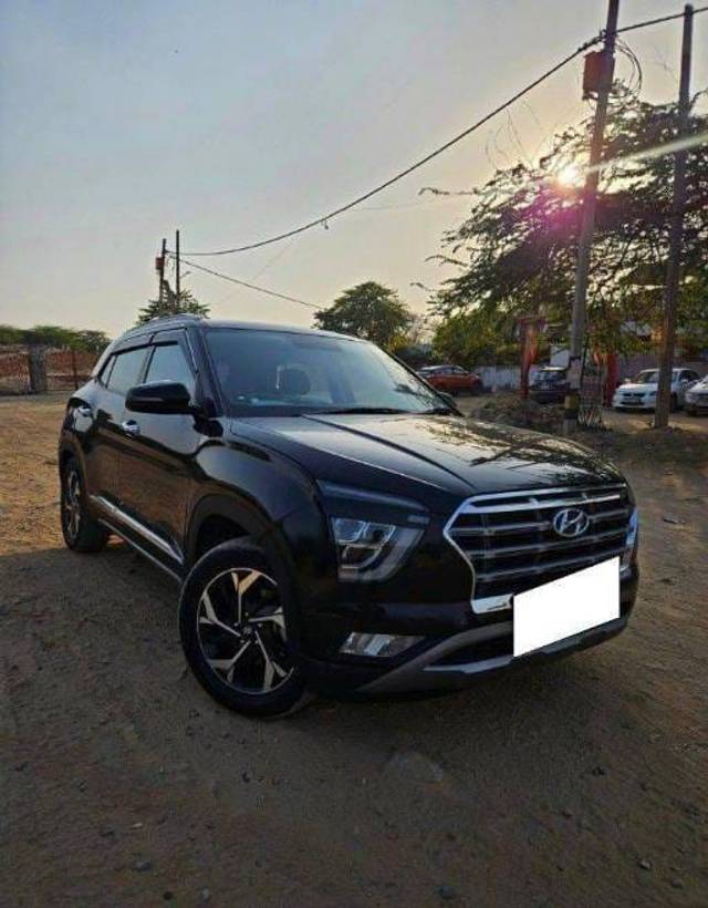 https://images10.gaadi.com/usedcar_image/4325985/original/72017d3056ba0be7fbd8b9088d1cb76c.jpg?imwidth=6400