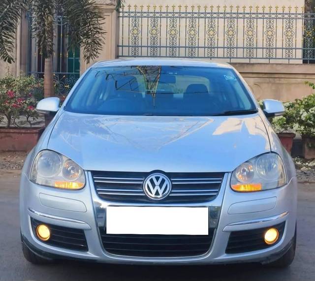 https://images10.gaadi.com/usedcar_image/4326116/original/processed_60e9a567f5beae05d628b21ee30f02fd.jpg?imwidth=6400