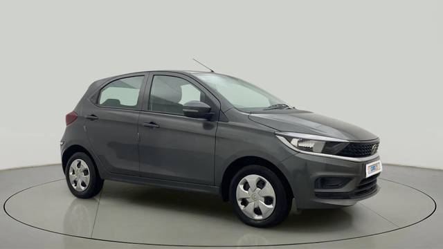 https://images10.gaadi.com/usedcar_image/4326130/original/88e9868568bb80e51853585e800caade.jpg?imwidth=6400