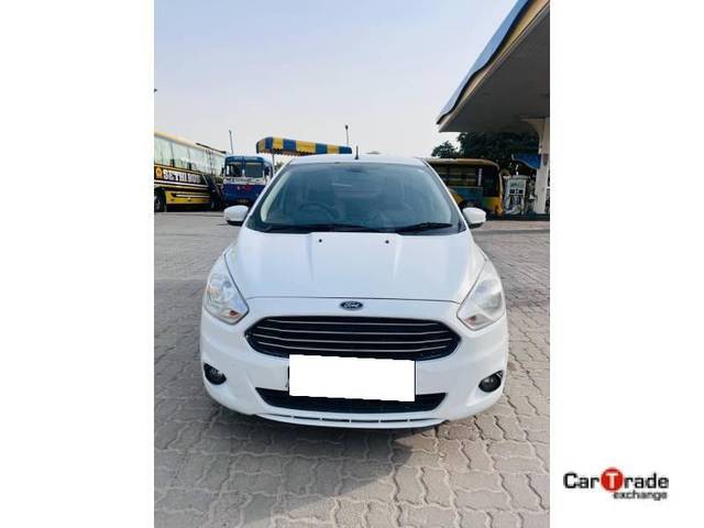 https://images10.gaadi.com/usedcar_image/4326158/original/processed_318c46b61096f80436d25275dd704de4.jpg?imwidth=6400