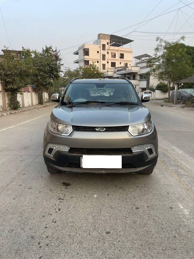 https://images10.gaadi.com/usedcar_image/4326179/original/processed_7b071c6398780fe3fc86fd28e58e60a3.jpg?imwidth=6400