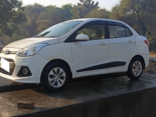 https://images10.gaadi.com/usedcar_image/4326217/original/processed_3a3e1659-dd5c-42d0-964f-8a8460867989.jpg?imwidth=6400