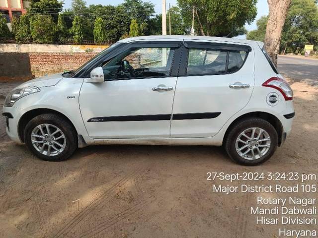 https://images10.gaadi.com/usedcar_image/4326316/original/processed_2326df9d-4df3-4655-a6d4-9bd98497d3ec.jpg?imwidth=6401