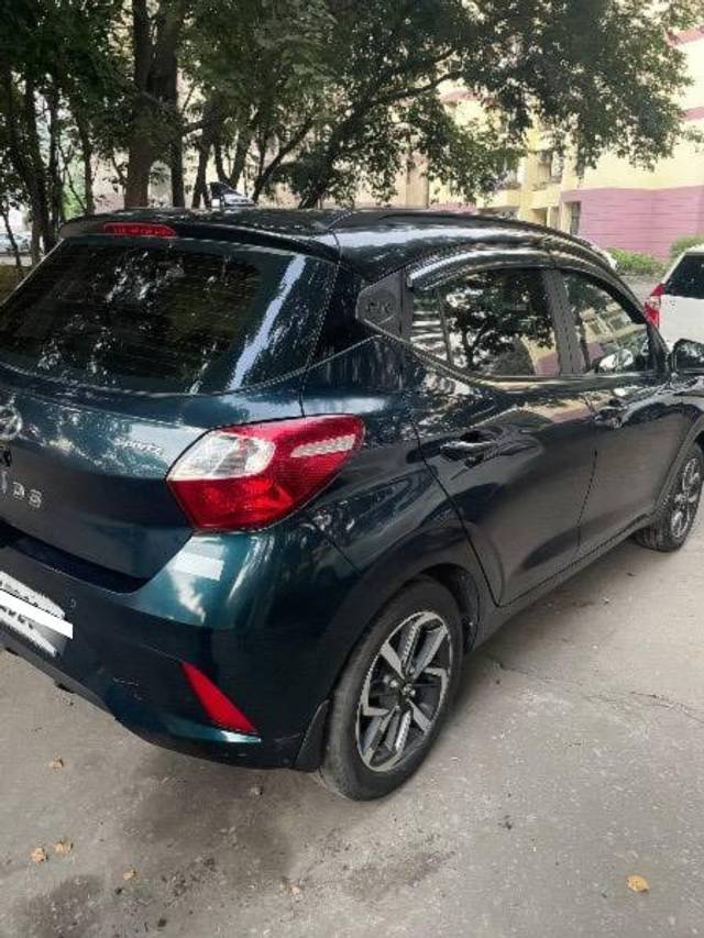 https://images10.gaadi.com/usedcar_image/4326325/original/processed_b2728b96-9535-4235-8726-cb5a11428f96.jpeg?imwidth=6402