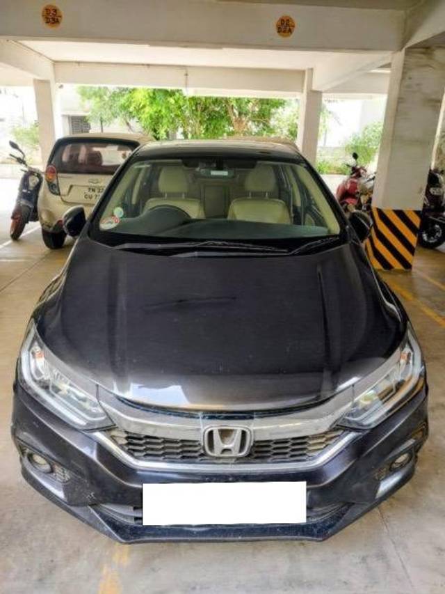 https://images10.gaadi.com/usedcar_image/4326397/original/processed_ead09b66-d301-4fd6-800d-1cbb8342c798.jpeg?imwidth=6400