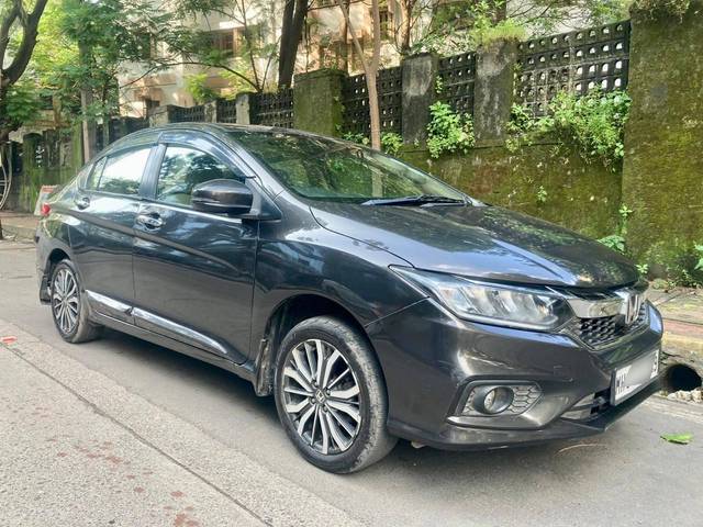 https://images10.gaadi.com/usedcar_image/4326579/original/processed_75b21851a8f7888f77737a1f64c95de3.JPG?imwidth=6400