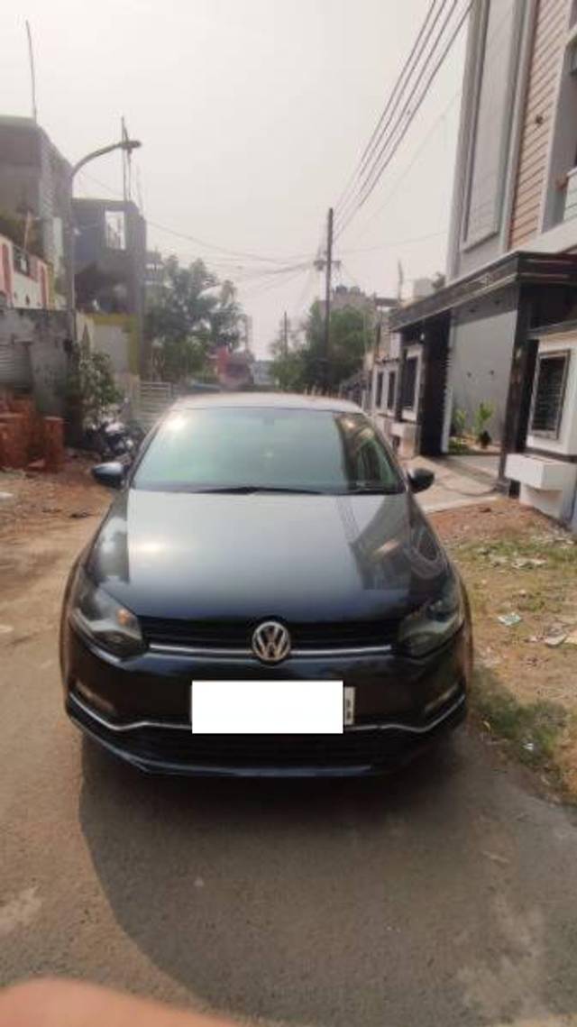 https://images10.gaadi.com/usedcar_image/4326702/original/processed_dd2031cc-7ba6-49c1-88dd-6b66ff4ada02.jpg?imwidth=6400