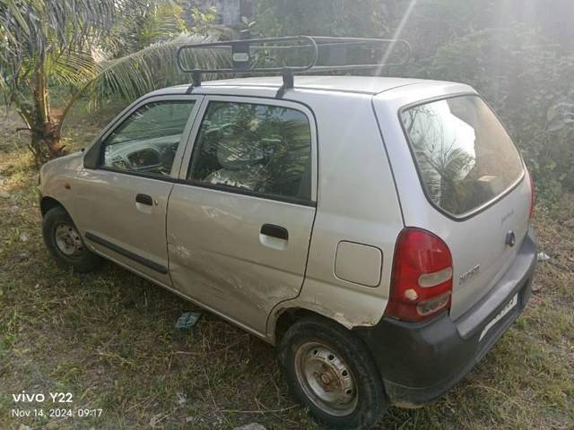 https://images10.gaadi.com/usedcar_image/4326759/original/processed_8d8b9198-6006-4cf3-897d-b156cd37a159.jpg?imwidth=6402