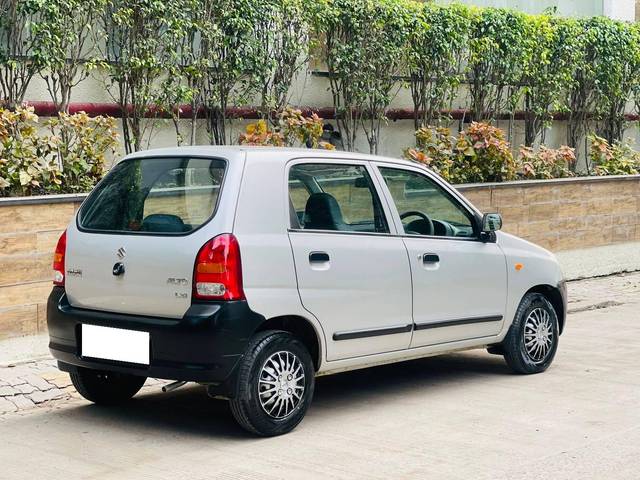 https://images10.gaadi.com/usedcar_image/4326789/original/processed_2aaa1e3402962d20cee4e155ebea9311.jpg?imwidth=6402