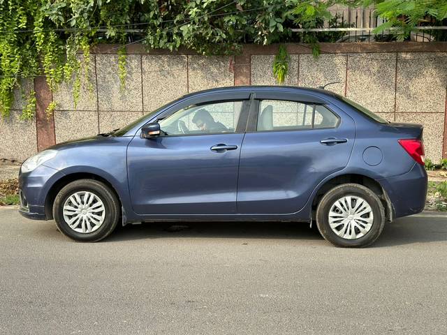 https://images10.gaadi.com/usedcar_image/4326928/original/f70158cd2a9226d8739bb95a18a1c601.jpg?imwidth=6402