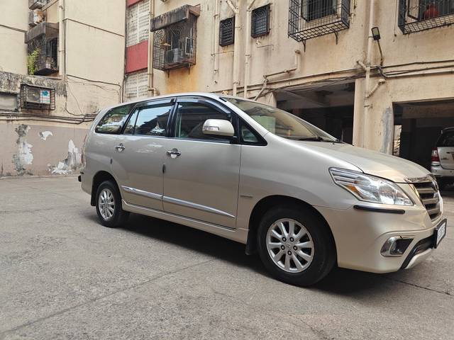 https://images10.gaadi.com/usedcar_image/4327063/original/cef2db04626f31c917dba4c407451d80.jpg?imwidth=6400