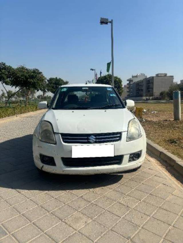 https://images10.gaadi.com/usedcar_image/4327101/original/413d81beddfbfc630ccdcb1fa34500f6.jpeg?imwidth=6401