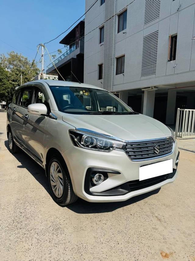 https://images10.gaadi.com/usedcar_image/4327186/original/processed_47f2a3613398e377d6dbe2078f94a36a.jpeg?imwidth=6400