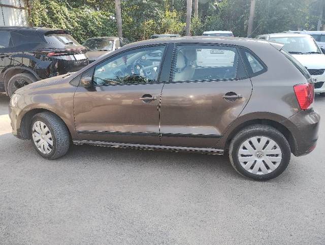 https://images10.gaadi.com/usedcar_image/4327200/original/218c79893a6b18c1f678efc44cb3d968.jpg?imwidth=6402