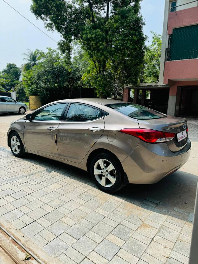 https://images10.gaadi.com/usedcar_image/4327270/original/processed_67538b3455daa55514301a031397f072.jpeg?imwidth=6402