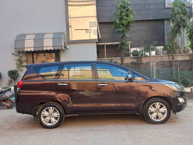 https://images10.gaadi.com/usedcar_image/4327287/original/processed_c7dc430b7bf0c94e4523e490dd4856ee.jpg?imwidth=6401