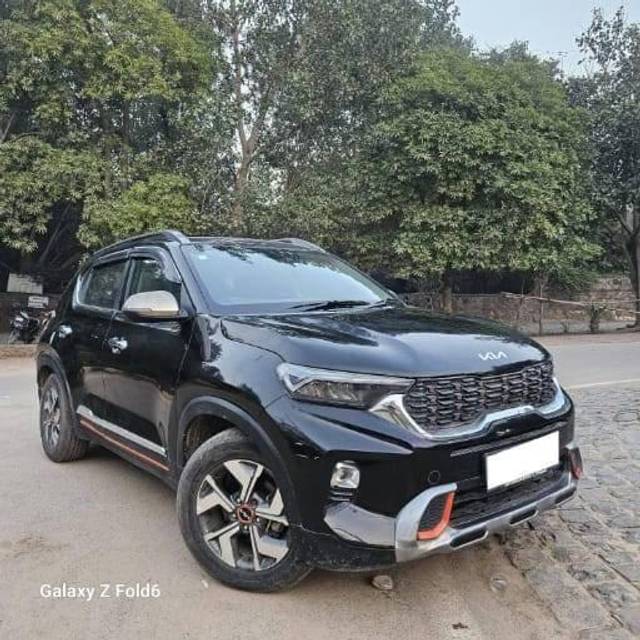 https://images10.gaadi.com/usedcar_image/4327296/original/processed_483fa53232ec4fb9050c69792f6e48eb.jpg?imwidth=6400