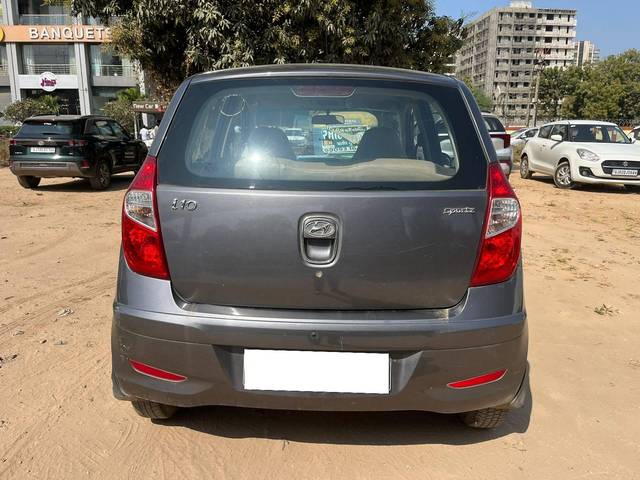 https://images10.gaadi.com/usedcar_image/4327301/original/processed_2991f760ae4b1f0fa2584808b89d2fee.jpg?imwidth=6402